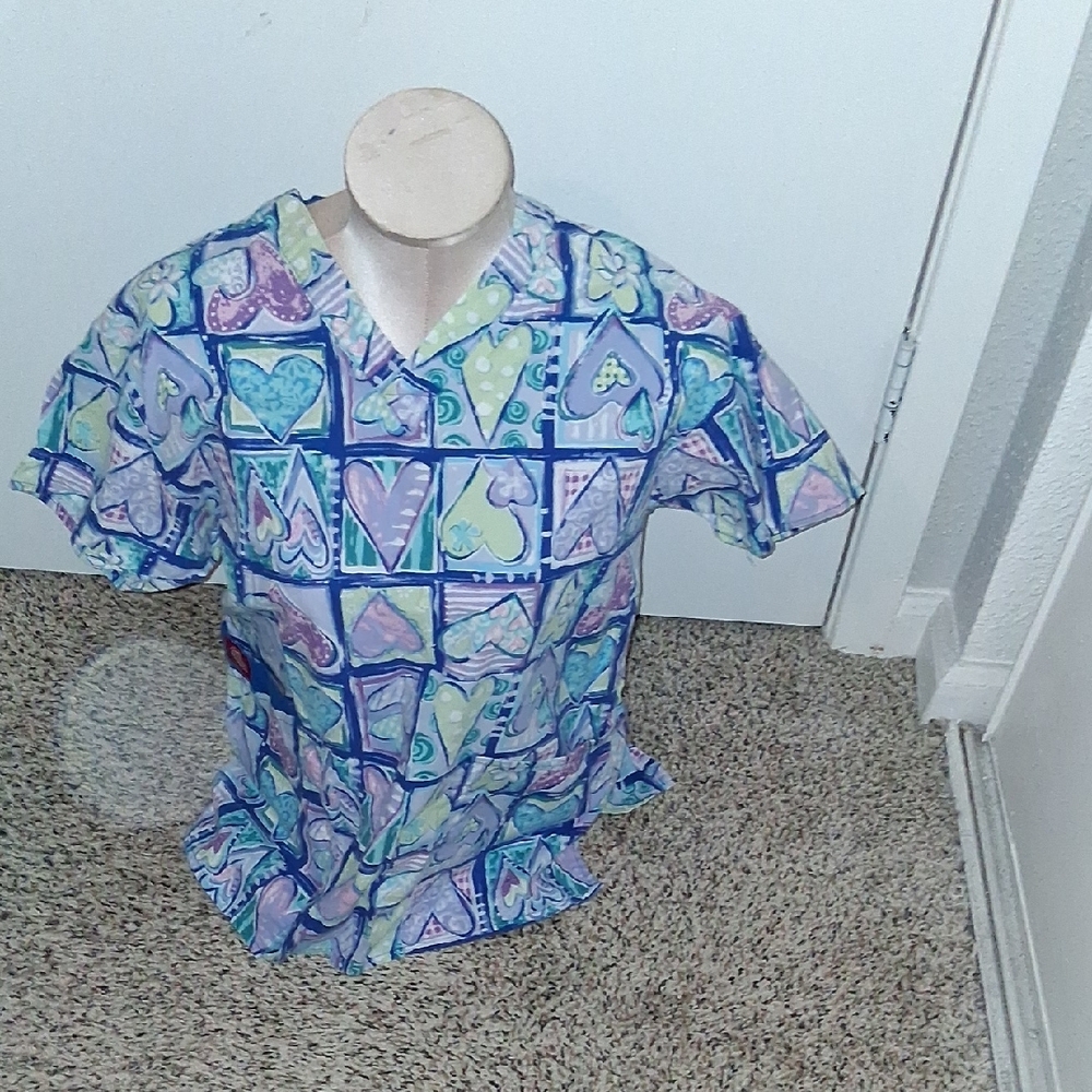 Dickies Multicolor Heart Pattern Top